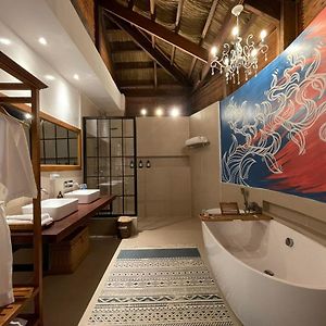 King Suite Sea View